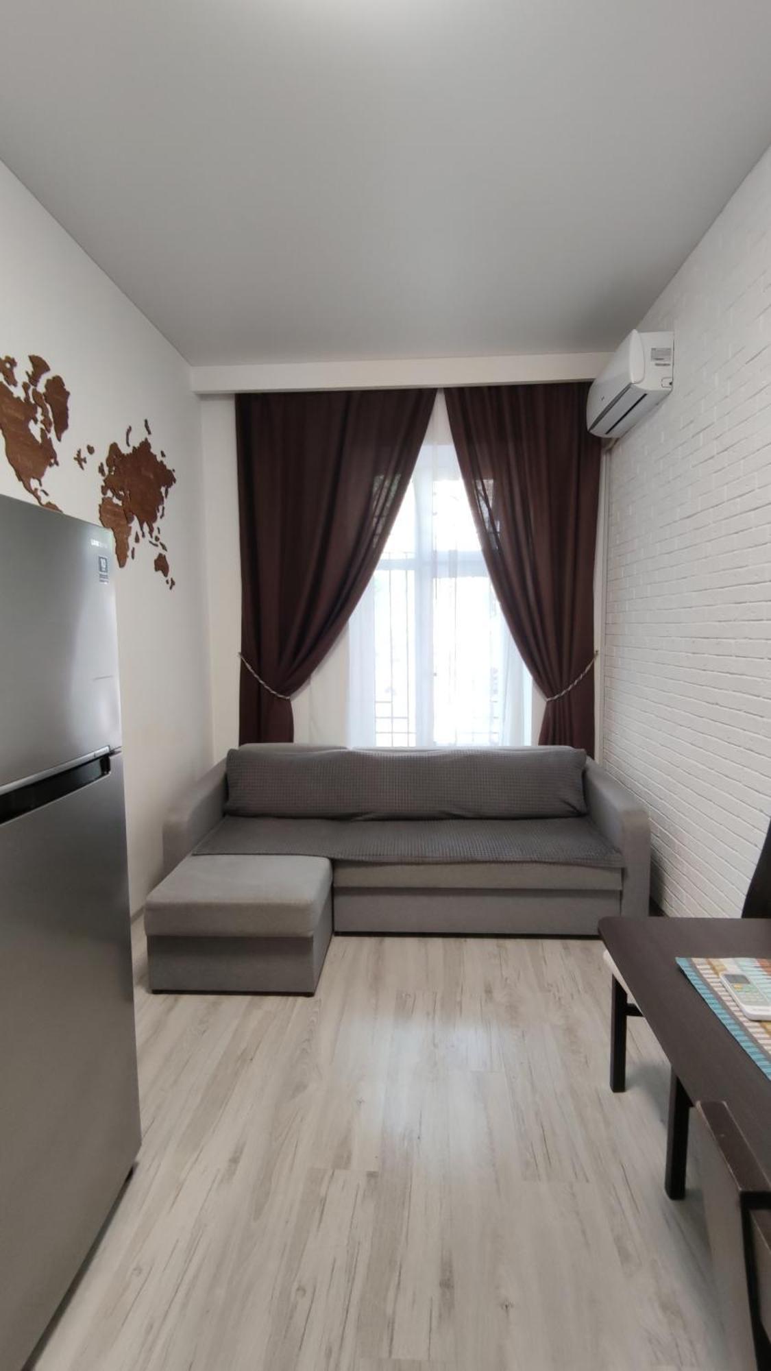 Flat In The Center Odessa